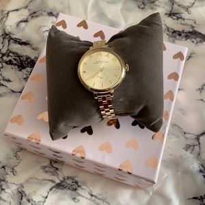 Great Condition Marc Jacobs Gold Watch